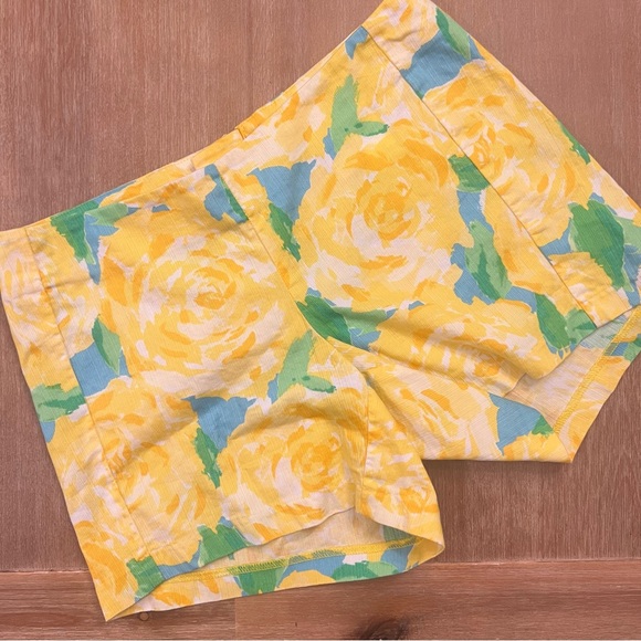Lilly Pulitzer Deenie Shorts Sunglow Yellow First Impression Roses 4 - Picture 2 of 6